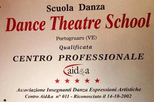 [ASD Scuola di Danza DANCE THEATRE SCHOOL - Contatti]