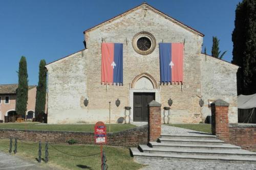 [Cordovado: borgo medievale tra Veneto e Friuli]