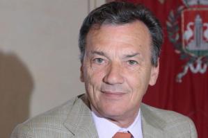 [Allarme negli enti locali per l'incertezza dei provvedimenti del Governo]