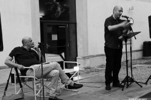 [Poesia e cultura popolare a Notturni di versi ]
