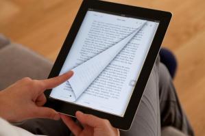 [Biblioteca Civica di Caorle, nuovi e-book grazie al gruppo d'acquisto]