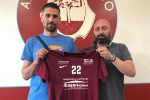 [ACD Teglio Veneto: mercato estivo in fermento]