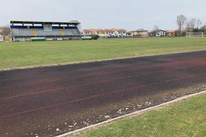 [Concordia, confermati gli interventi di rifacimento della pista di atletica]