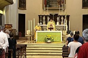 [Celebrati in Duomo i 62 anni di sacerdozio di don Lino e il primo anno di don Matteo ]