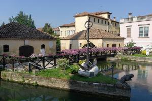 [Galleria “Ai Molini” a Portogruaro: nuova gestione all'Associazione “RO.SA.M.”]