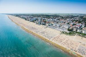 [Estate e caro prezzi, Bibione gioca i suoi “assi”]