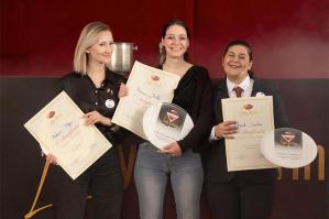 [Donne e cocktail, a Bibione barladies da tutto il mondo per il concorso 