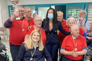 [Giochi senza barriere alla Francescon: 70 anziani si sfidano alla presenza dell’atleta azzurra Giada Rossi]