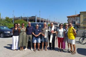 [Acquistato dal Comune di Caorle un nuovo mezzo per il trasporto sociale]
