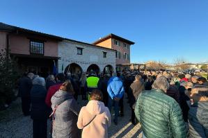 [Dedicata a Ottorino Fava la nuova piazza di Fratta]