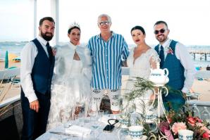 [Lignano Sabbiadoro: una spiaggia, due regine e un messaggio universale dâamore]