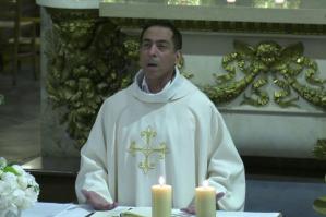 [Bibione: questa sera il concerto del tenore Naoum Khoury nella chiesa di Santa Maria Assunta]