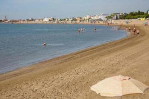 [Turista 66enne perde la vita per un malore in mare alla spiaggia di Levante]