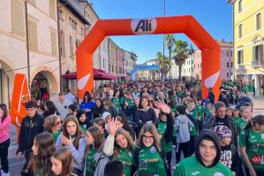 [Portogruaro in festa con lâAlÃ¬ Family Run: oltre 2.000 partecipanti hanno colorato la cittÃ  di verde]
