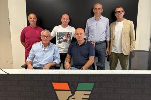 [La Julia guarda in laguna. Accordo con il Venezia Football Club]