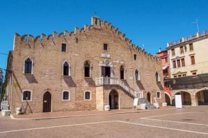 [Portogruaro approva ordine del giorno sulla pace: solidarietÃ  alle popolazioni colpite dai conflitti]
