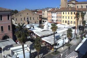 [Portogruaro: sospeso il mercato del giovedì per Natale e Capodanno]