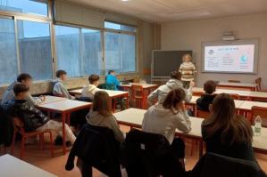 [Gestione oculata del denaro: oltre 200 studenti a lezione con gli esperti di educazione finanziaria]