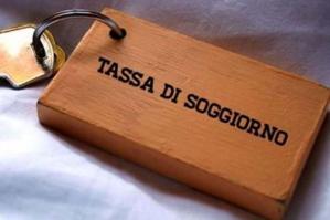 [Introduzione della tassa di soggiorno - Comunicato Federalberghi e Confcommercio]