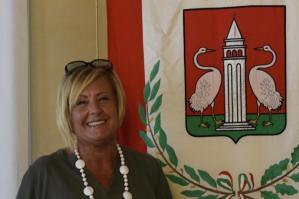 [Murale di Tina Anselmi, l’assessore Lepore: “Nessuna modifica all’opera e massimo rispetto per l’artista. Prioritario il messaggio”]