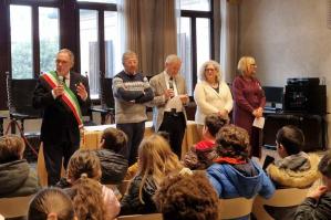 [Riprendono le visite guidate al Palazzo Municipale: studenti alla scoperta della cittadinanza attiva]