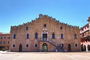 [Coalizione Moretto - Proposta di mozione: rispetto lampioni Piazza della Repubblica]