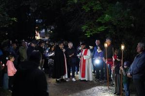 [Torna la suggestiva Via Crucis in Val Grande: un cammino di fede nella natura]