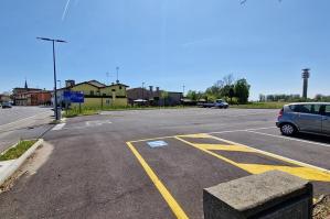 [Un nuovo parcheggio per il cimitero: attiva la nuova area di sosta a Lugugnana]