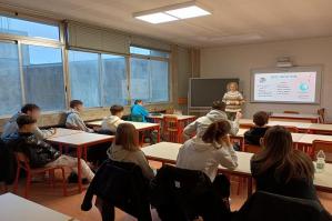 [Oltre 300 studenti al Russolo per la conclusione del progetto "EconoMIA"]