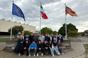 [Dall’IIS “Da Vinci” a Montecitorio: la 2C vince il premio nazionale “Lezioni di Costituzione”]