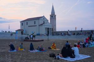 [Caorle Street Piano Festival, dal 24 al 28 agosto la decima edizione]